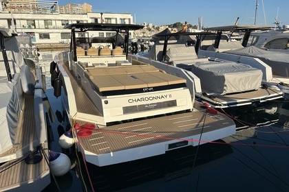 Hire Motorboat De Antonio D42 Palma de Mallorca