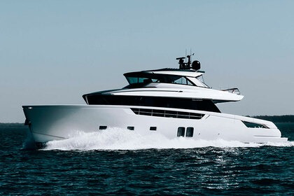 Rental Motor yacht Sanlorenzo SX76 Barcelona