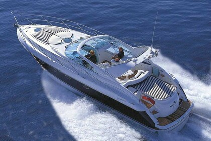 Hire Motorboat FAIRLINE TARGA 43 Marbella