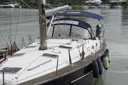 Ενοικίαση Ιστιοπλοϊκό σκάφος Beneteau Oceanis 411 Marina di Carrara