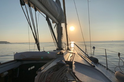 Alquiler Velero Beneteau Beneteau 331 oceanis Almería