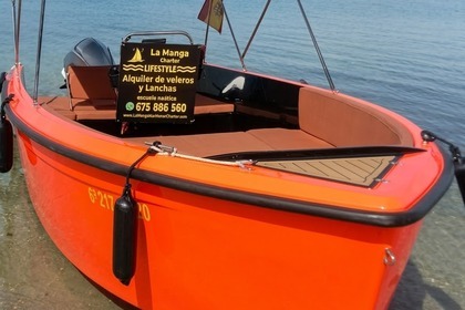 Hire Motorboat Mareti 585 open La Manga