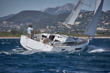 Verhuur Zeilboot  Sun Odyssey 440 Pula