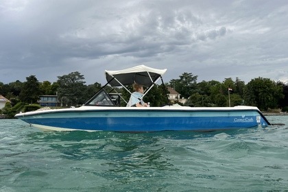 Charter Motorboat CorrectCraft Ski Nautique Geneva