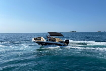 Miete Motorboot Sea Ray Sea Ray 19 spx OB Funtana