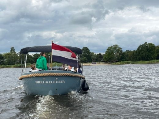 Breukeleveen Motorboat watercraft 8mXL alt tag text