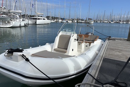 Hire RIB Zodiac Medline 6.8 La Trinité-sur-Mer