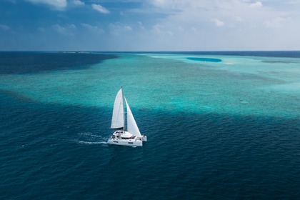 Verhuur Catamaran Lagoon 40 Malé