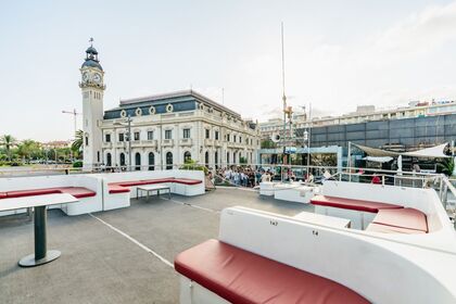 Charter Catamaran Catamarán de Eventos Valencia