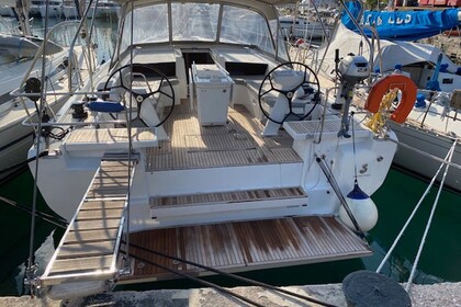 Ενοικίαση Ιστιοπλοϊκό σκάφος Beneteau Oceanis 46.1 Άλιμος