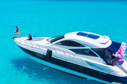 Verhuur Motorboot Cruisers 55 ft Cancún