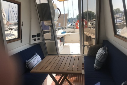 Location Péniche Grove Boat Aquabus électro-solaire Genève