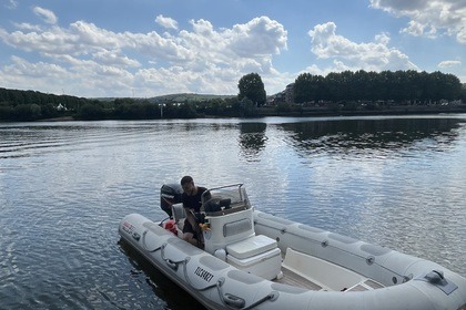 Location Bateau à moteur Valiant Vanguard v520 Rouen