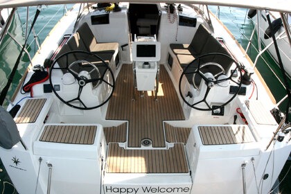 Hire Sailboat JEANNEAU SUN ODYSSEY 419 Krk