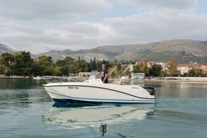 Czarter Łódź motorowa QUICKSILVER 555 Open Trogir