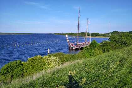 Rental Sailing yacht Custom Tweemastklipper Bonnefooi Zierikzee