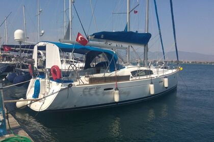 Charter Sailboat Beneteau Oceanis 430 Fethiye