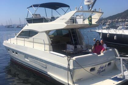 Aluguel Iate a motor Ferretti Elizabeth Rio de Janeiro