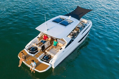 Verhuur Motorboot Aquila 32 Sport Saint-Raphaël