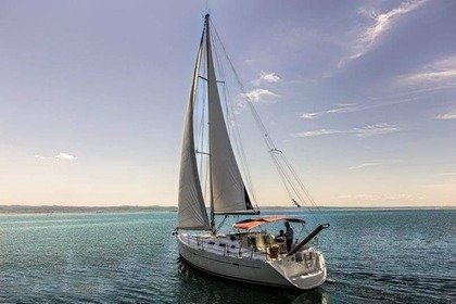 Hyra båt Segelbåt BENETEAU OCEANIS 393 Halkidiki
