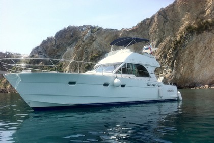 Hire Motorboat BENETEAU ANTARES 13.80 Pornichet