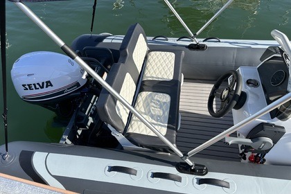 Charter RIB Highfield CL460 (NUEVO 2024) Sitges