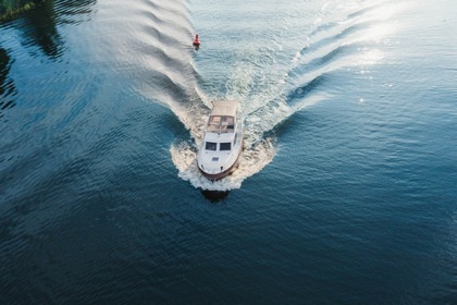 Miete Motoryacht Visscher Yachting Concordia 102 AC Mecklenburgische Seenplatte