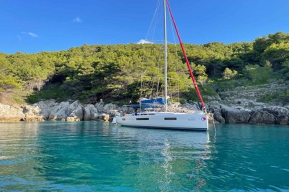 Rental Sailboat  Sunsail 44 SO Saint George's