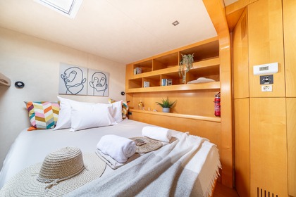 Location Catamaran Fountaine Pajot Eleuthera 60 Égine