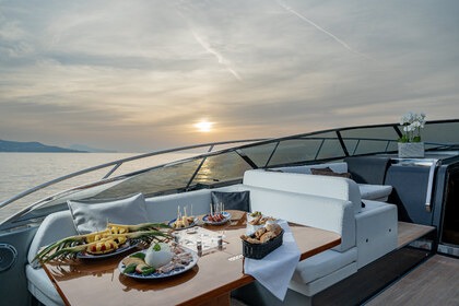 Чартер Яхта люкс Riva RIVA 56 RIVALE Сорренто