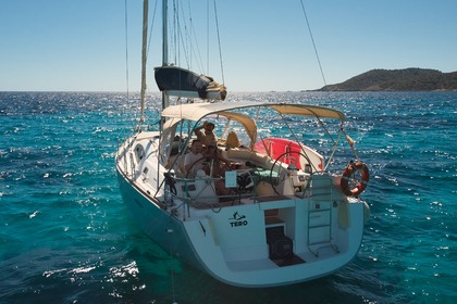 Hire Sailboat Beneteau Oceanis 40 Ibiza