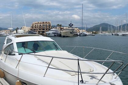 Location Bateau à moteur Jeanneau S34 Saint-Tropez