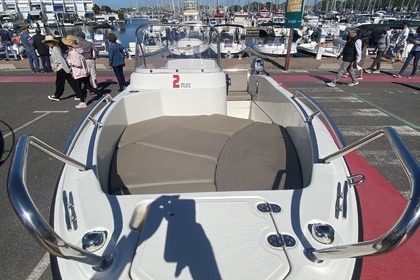 Miete Motorboot Quicksilver 455 activ Marseille