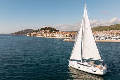 Alquiler Velero Bavaria Yachtbau Bavaria C38 Tribunj