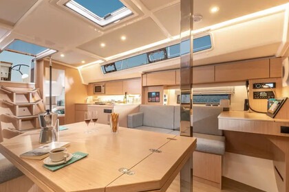 Noleggio Barca a vela  Bavaria C42 /3cab Mykonos