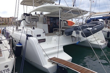 Hire Catamaran  Lagoon 42 Lefkada