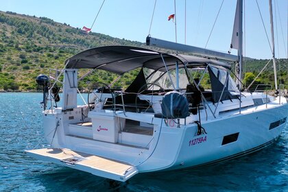 Verhuur Zeilboot Hanse 460 Trogir