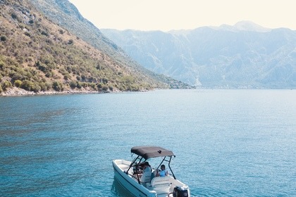 Noleggio Barca a motore Saxdor 205 Teodo