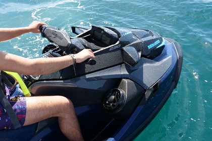 Alquiler Moto de agua Seadoo GTX 230 Rosas