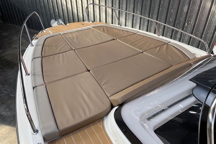 Location Bateau à moteur Quicksilver Activ 755 Sundeck Toulon