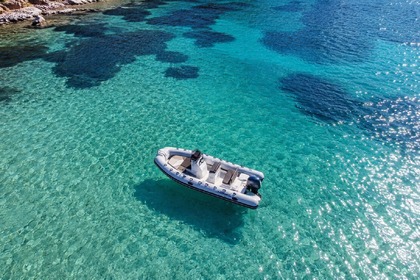 Miete RIB Lomac Nautica Lomac 600 La Maddalena