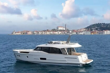 Charter Motor yacht GreenLine 48 Fly Hybrid Portorož