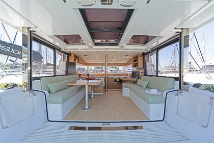 Charter Catamaran Catana Group Bali Catsmart - 4 + 2 cab. Tunas do Paraná