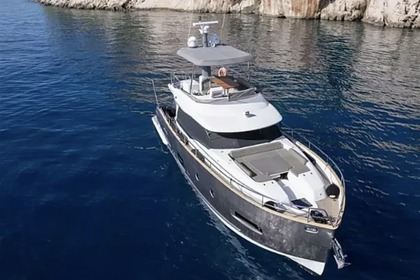 Alquiler Yate Azimut Magellano 53 fly Castellammare di Stabia