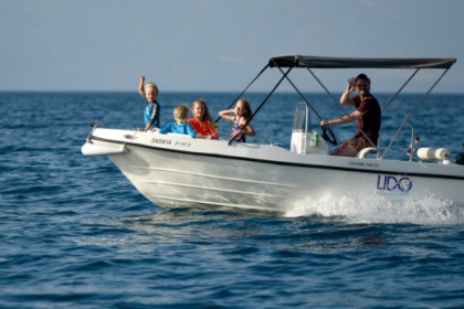 Rental Boat without license  Fun Boats 5,10 Kiato