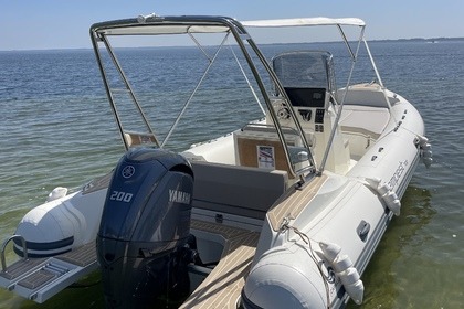 Rental RIB Capelli Capelli Tempest 700 Biscarrosse