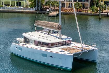 Rental Catamaran Lagoon Lagoon 400 S2 Sliema