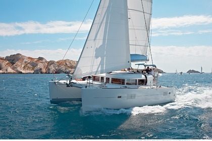 Rental Catamaran Lagoon 400 S2 Faro