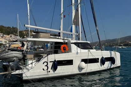 Verhuur Catamaran  Aventura 37 Athene