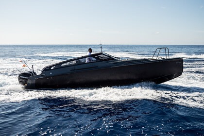 Rental Motorboat XO XO Cruiser 32 Port Adriano